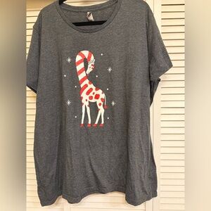 Gray Candy Cane Giraffe Graphic Short Sleeved Shirt Women 2XL Christmas Holiday